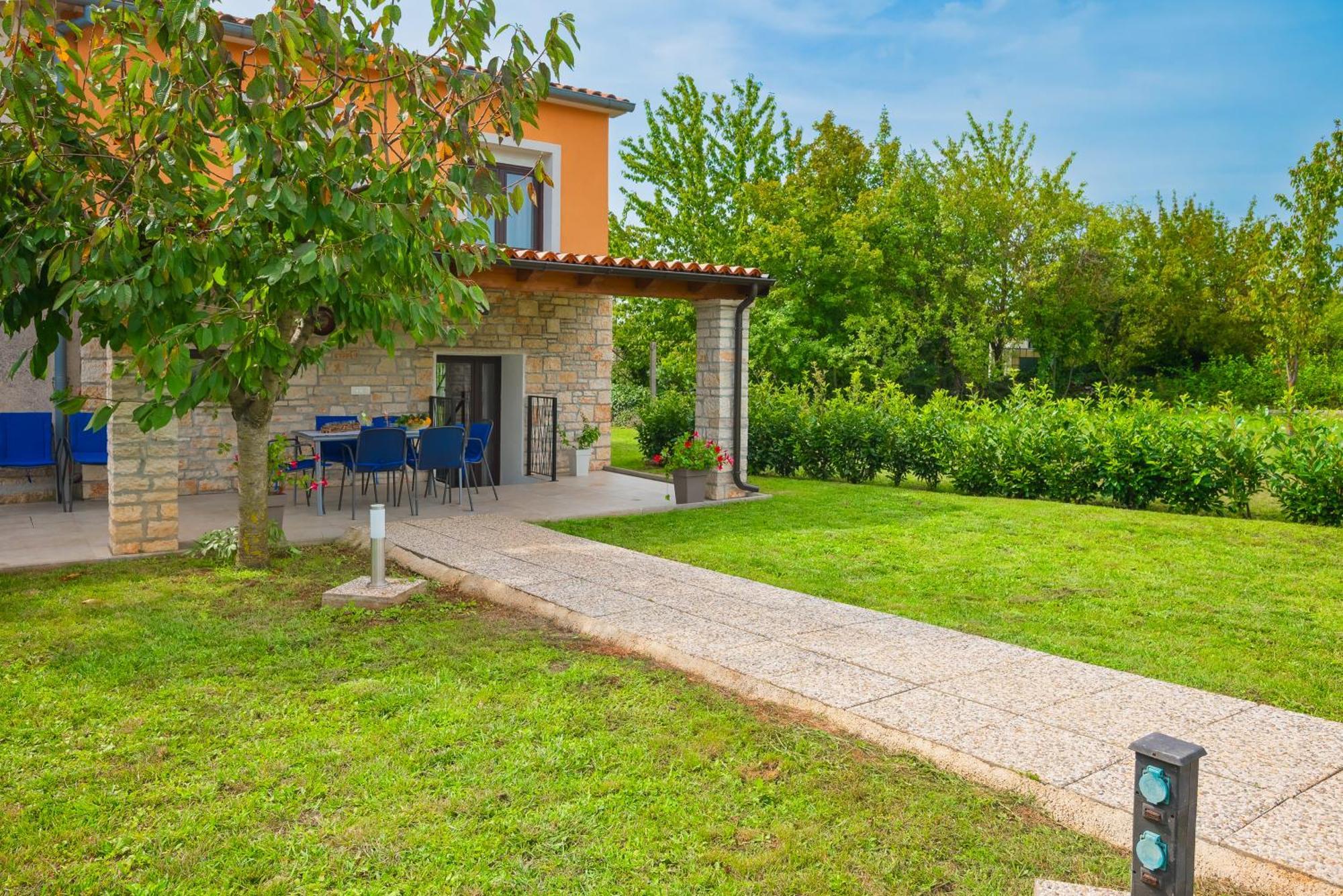 Holiday Apartment Ariella Krizanici Exterior photo